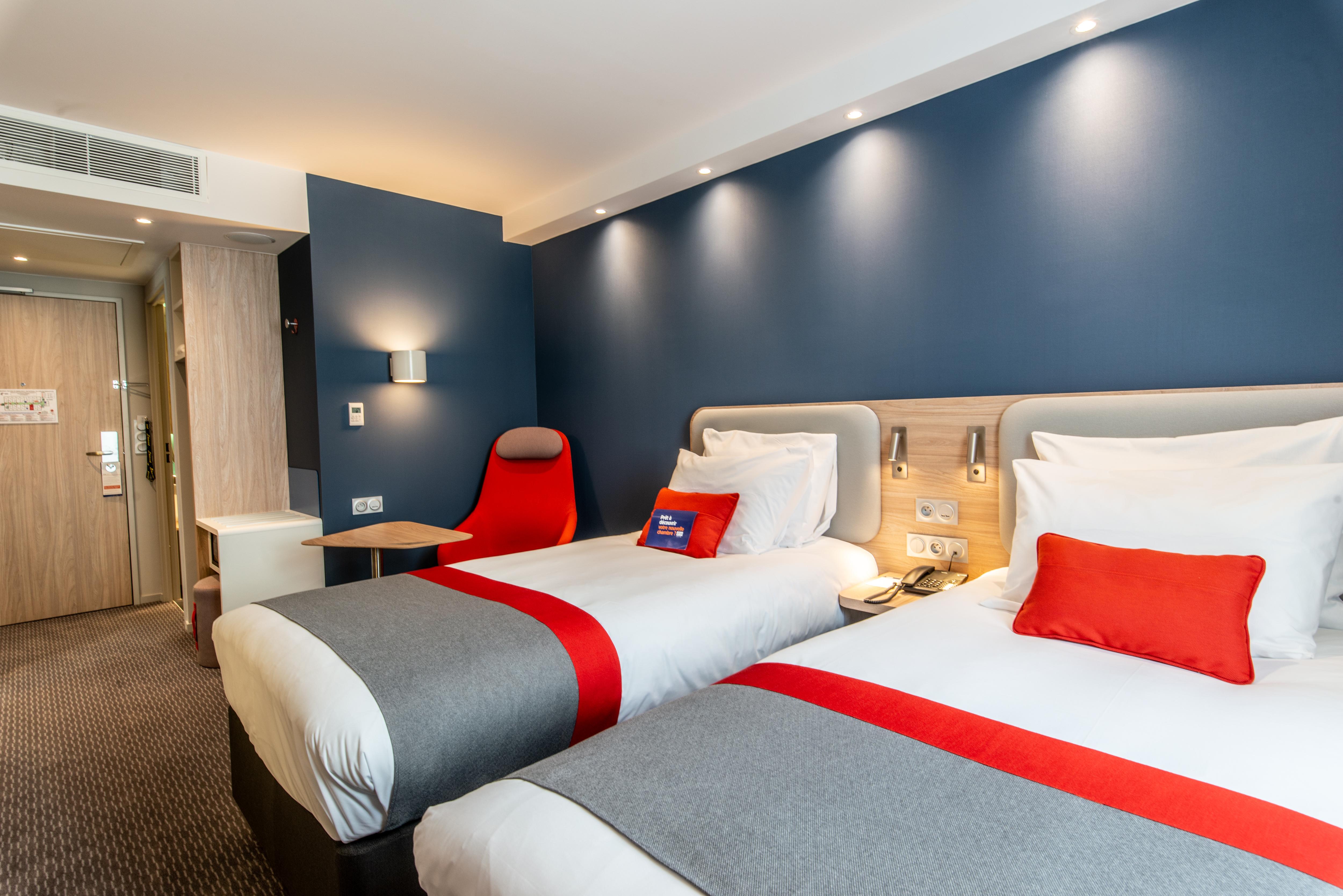 Holiday Inn Express - Bordeaux - Lormont By Ihg Zewnętrze zdjęcie
