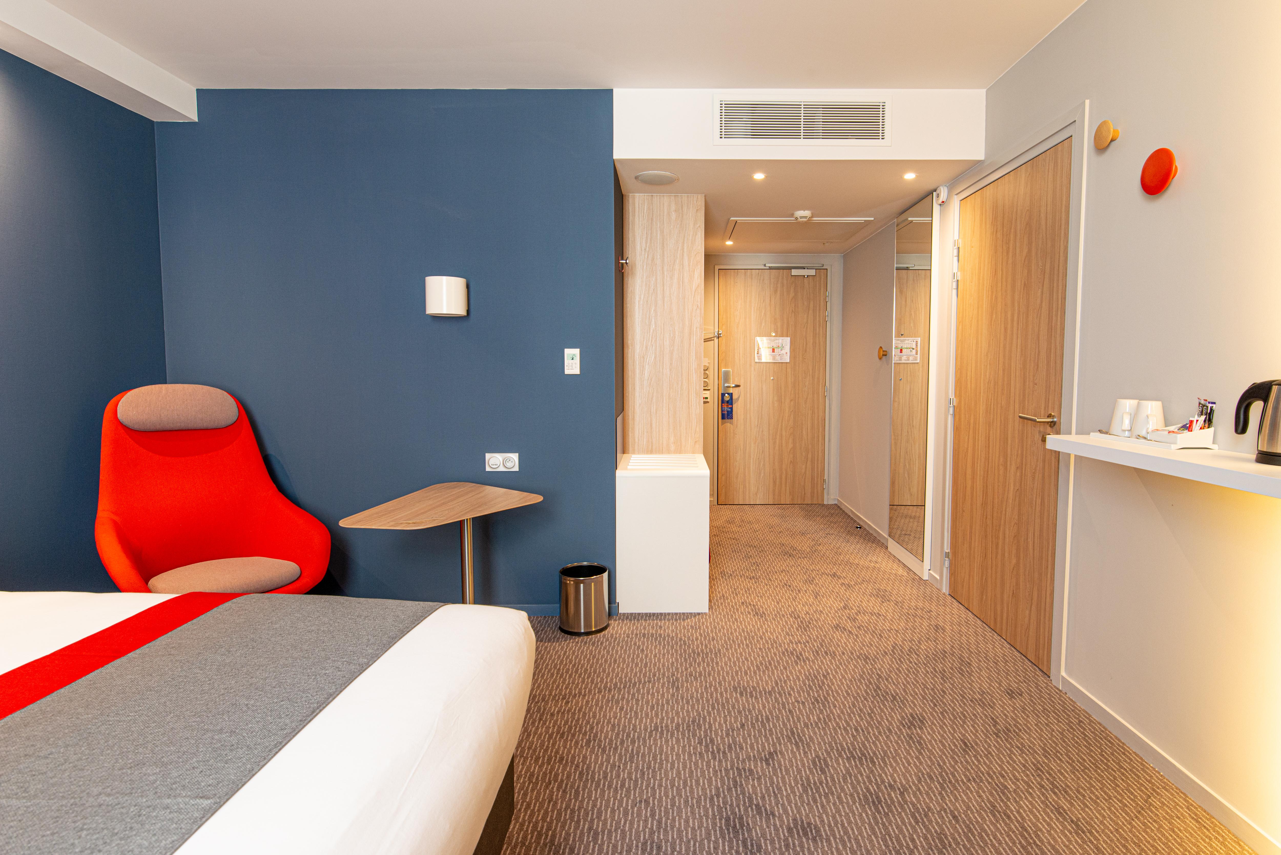 Holiday Inn Express - Bordeaux - Lormont By Ihg Zewnętrze zdjęcie