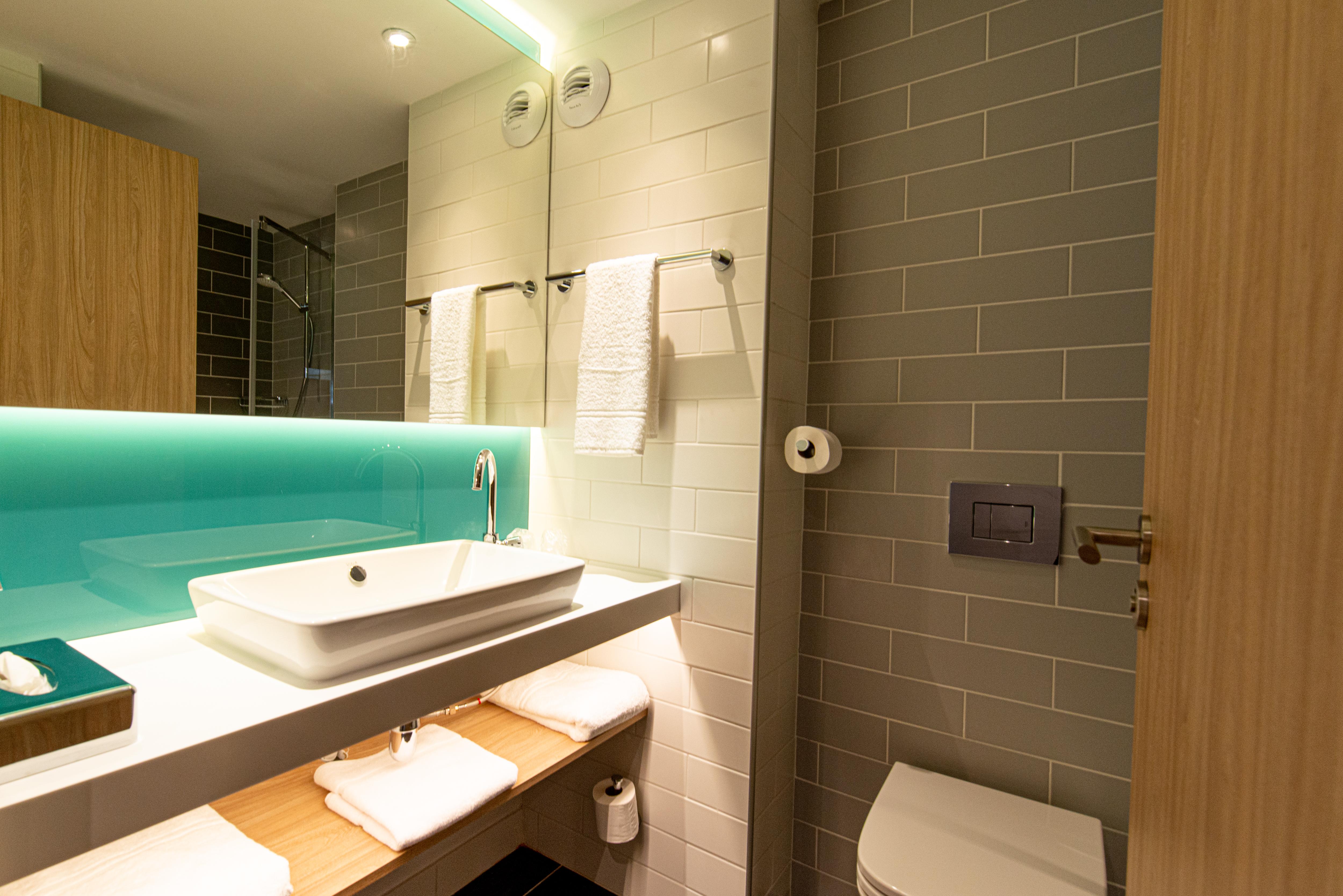 Holiday Inn Express - Bordeaux - Lormont By Ihg Zewnętrze zdjęcie